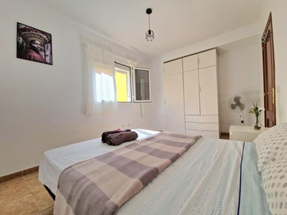 Spacious Independent Chalet Next The Airport - Sea San Isidro  Εξωτερικό φωτογραφία