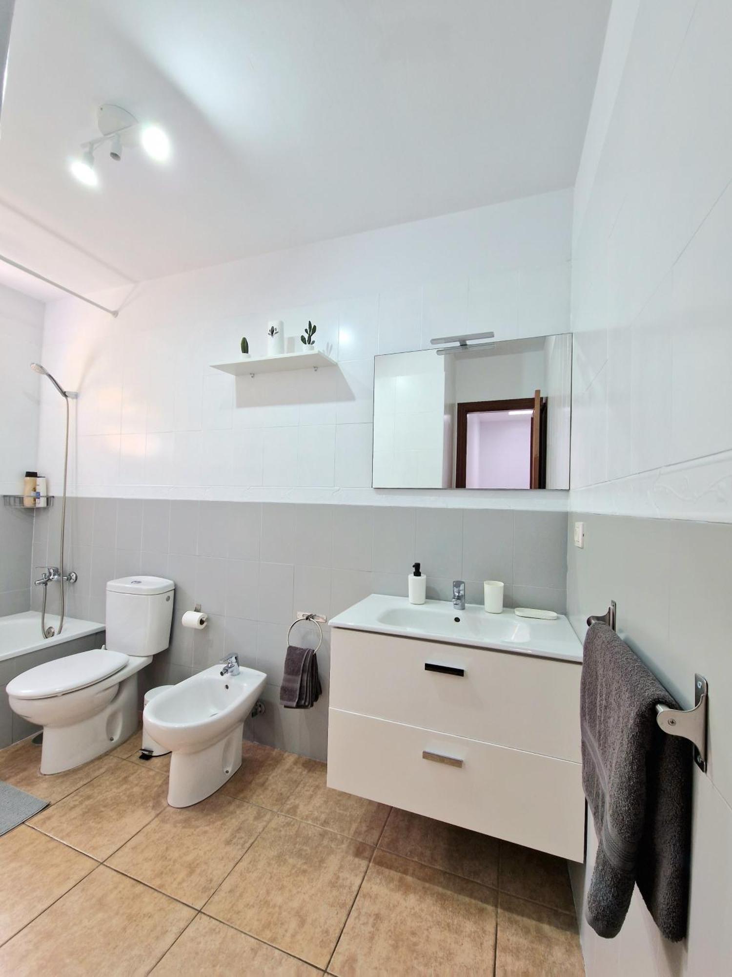 Spacious Independent Chalet Next The Airport - Sea San Isidro  Εξωτερικό φωτογραφία